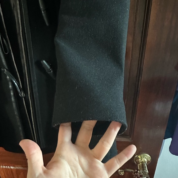 Mackage wool coat. Photo on model is not the actual jacket but sample photo. - Picture 14 of 16